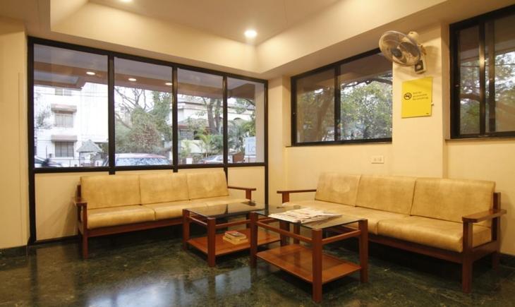 Hotel Lotus Pune Esterno foto